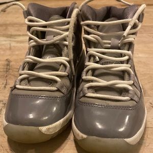 Jordan cool gray
